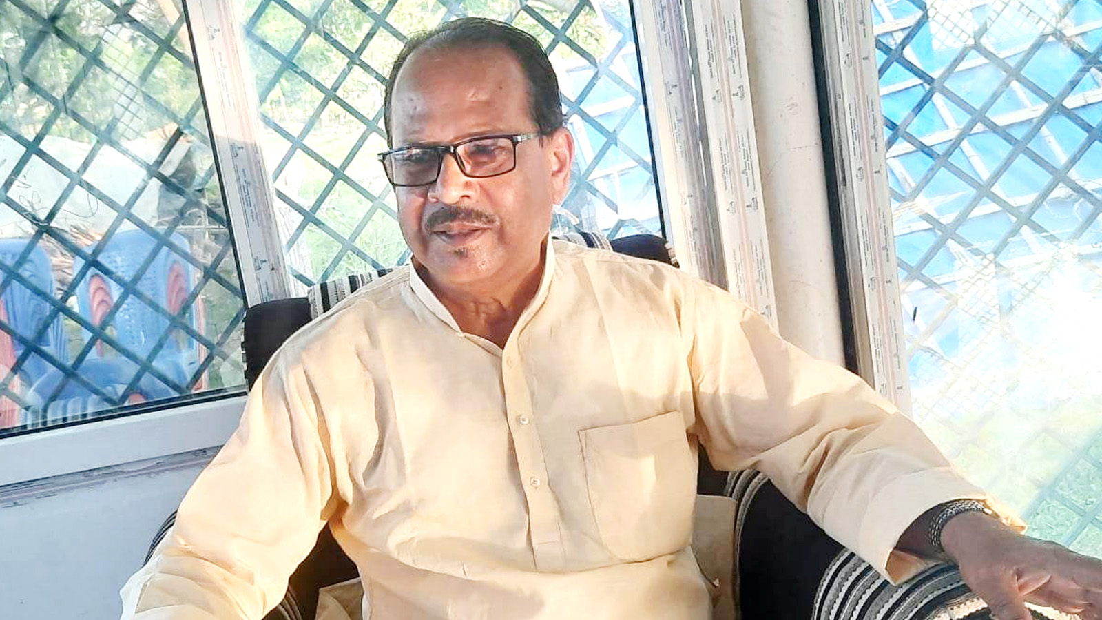 हत्या आरोपमा पक्राउ परेका यादव धरौटीमा रिहा भएपछि प्रदेश सभाको निलम्बन फुकुवा