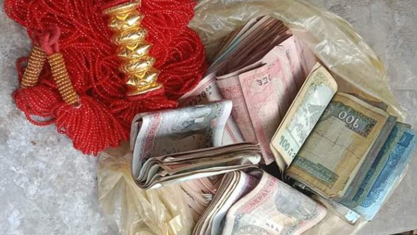 ३ दिनअघि चोरी भएको तिलहरी र नगद चोरले घरमै फिर्ता गरेपछि…