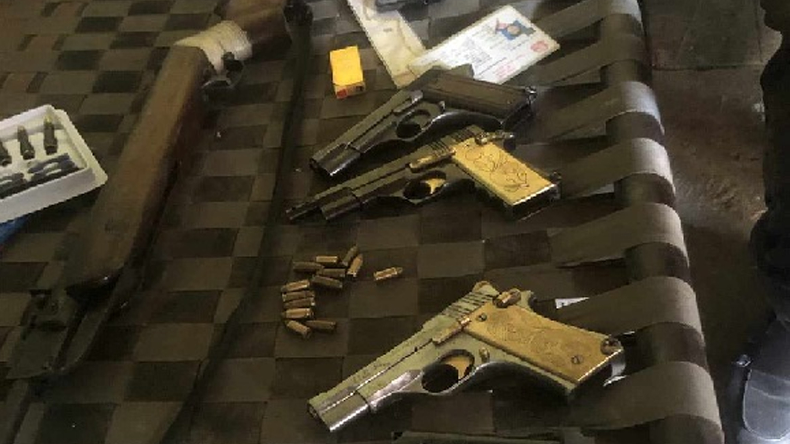 रौतहटमा सशस्त्र प्रहरीले यसरी बरामद गर्यो अत्याधुनिक हतियार