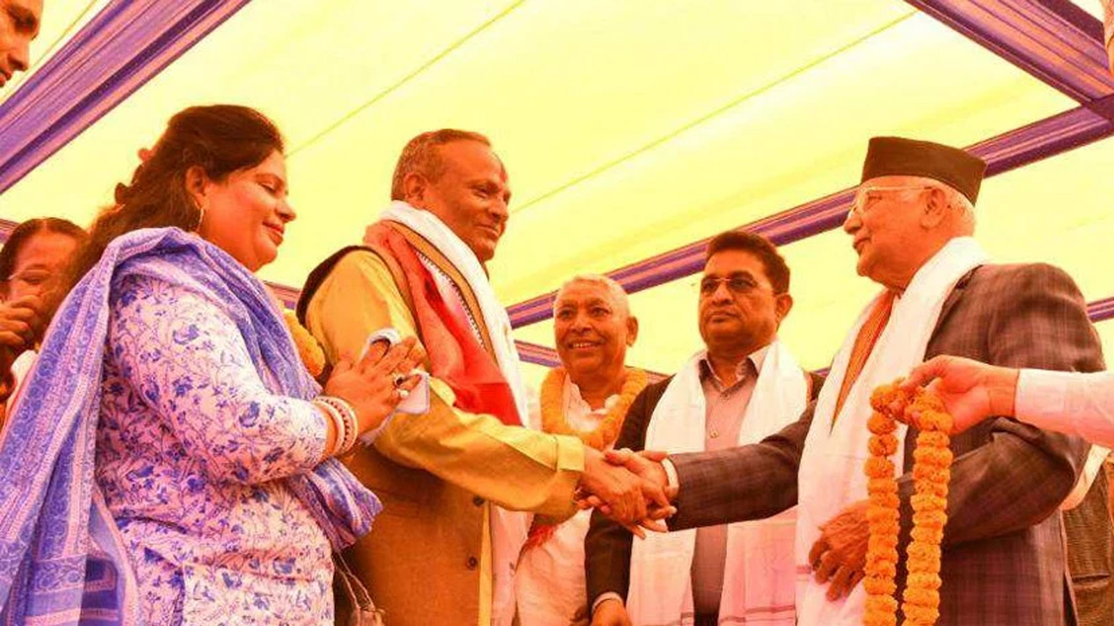 विवादित पप्पु कन्ट्रक्सनका मालिक हरिनारायण रौनियार एमाले प्रवेश