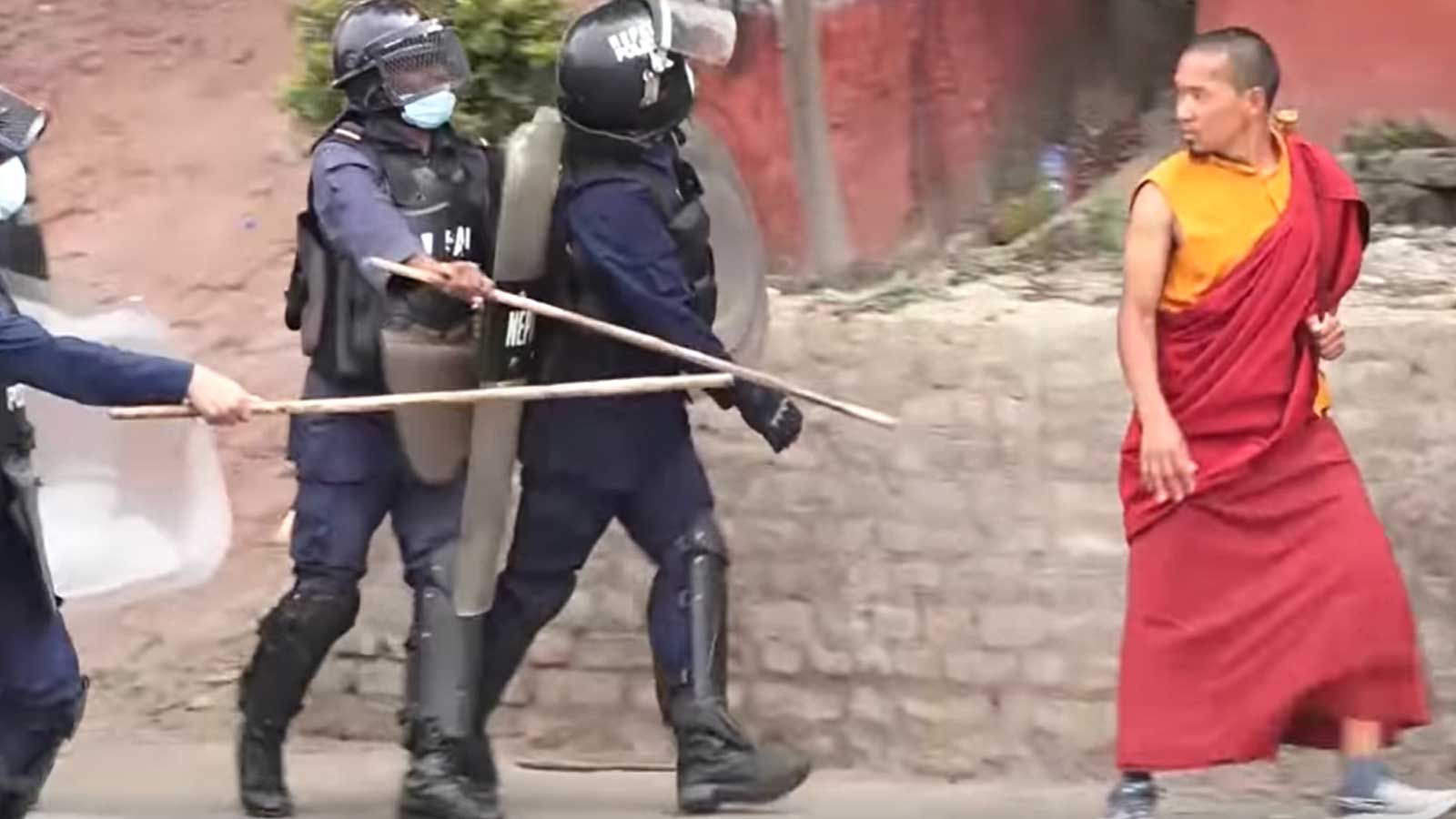 भद्रकालीमा प्रहरीको लात्ती खाएका भिक्षु आन्दोलनमै सहभागि रहेको खुलासा