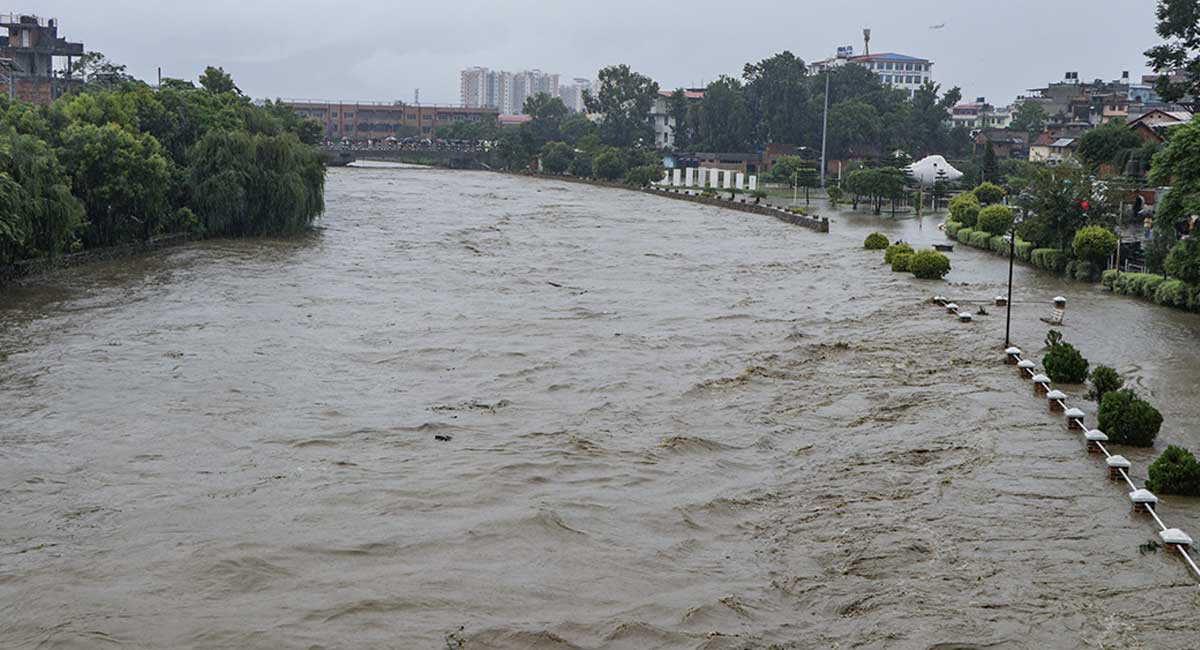 भोजपुरमा बाढीले बगाएर हाईड्रोका दुई जना कामदार वेपत्ता
