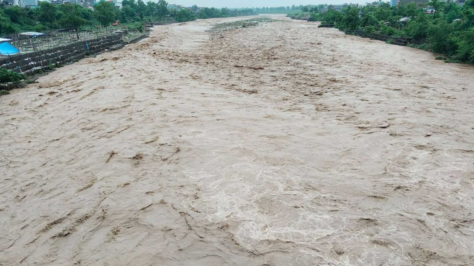 सानीमाको घरमा पाहुना आएका २ बालकको तिनाउ नदीमा डुवेर मृत्यु
