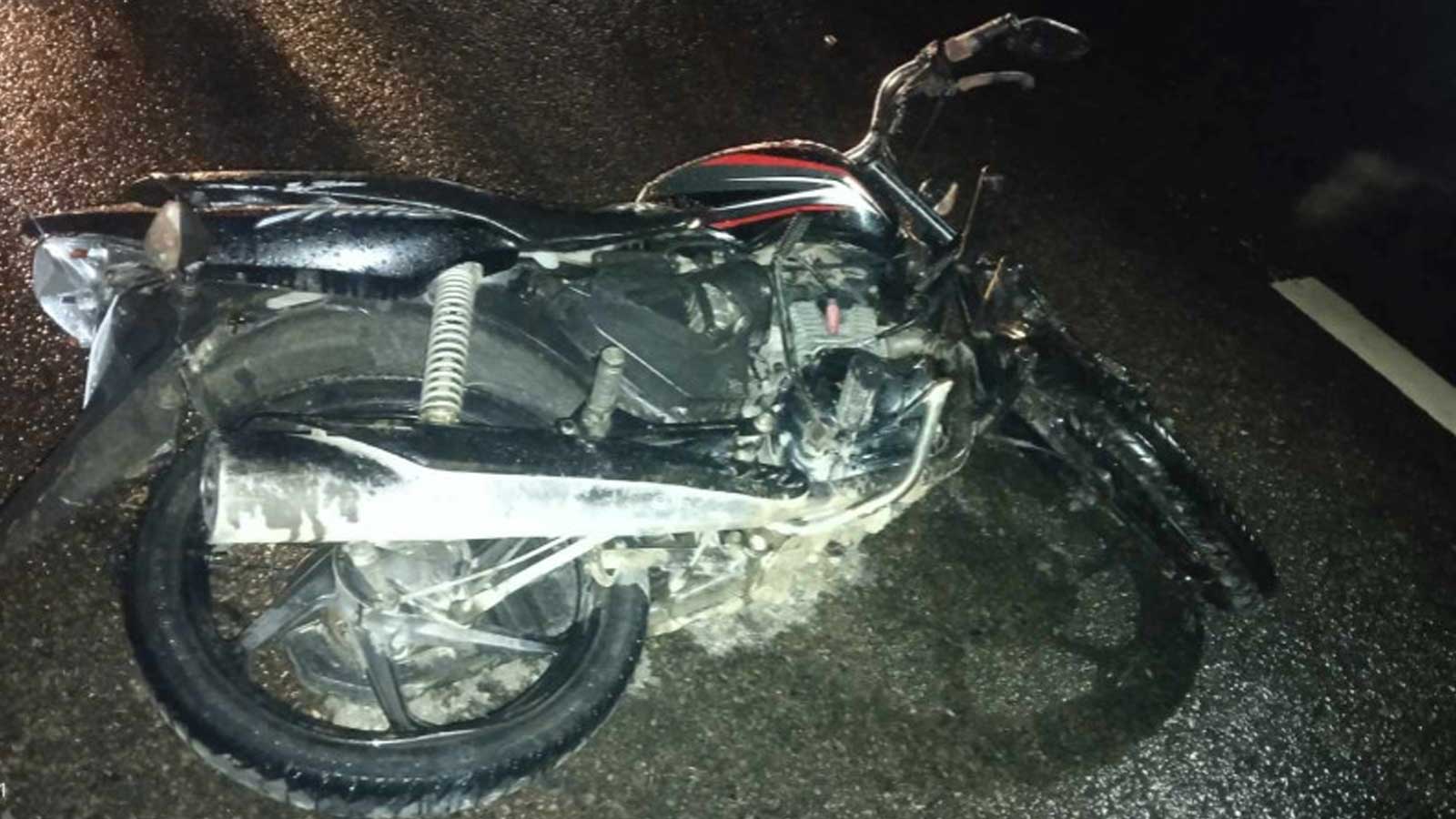 मोटरसाईकल दुर्घटनामा प्रहरी जवानकै मृत्यु, अर्का एक जना घाईते