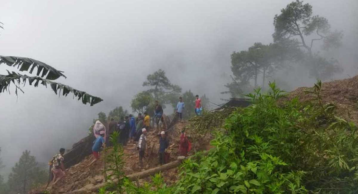 गुल्मीमा पहिरोमा बेपत्ता तीनै जनाको शव भेटियो, मृतकको संख्या ४ पुग्यो (अपडेट)