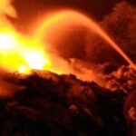 झापामा मध्यराती दुई ठुला उद्योगमा एकैसाथ आगलागी, करिब एक करोडको क्षति