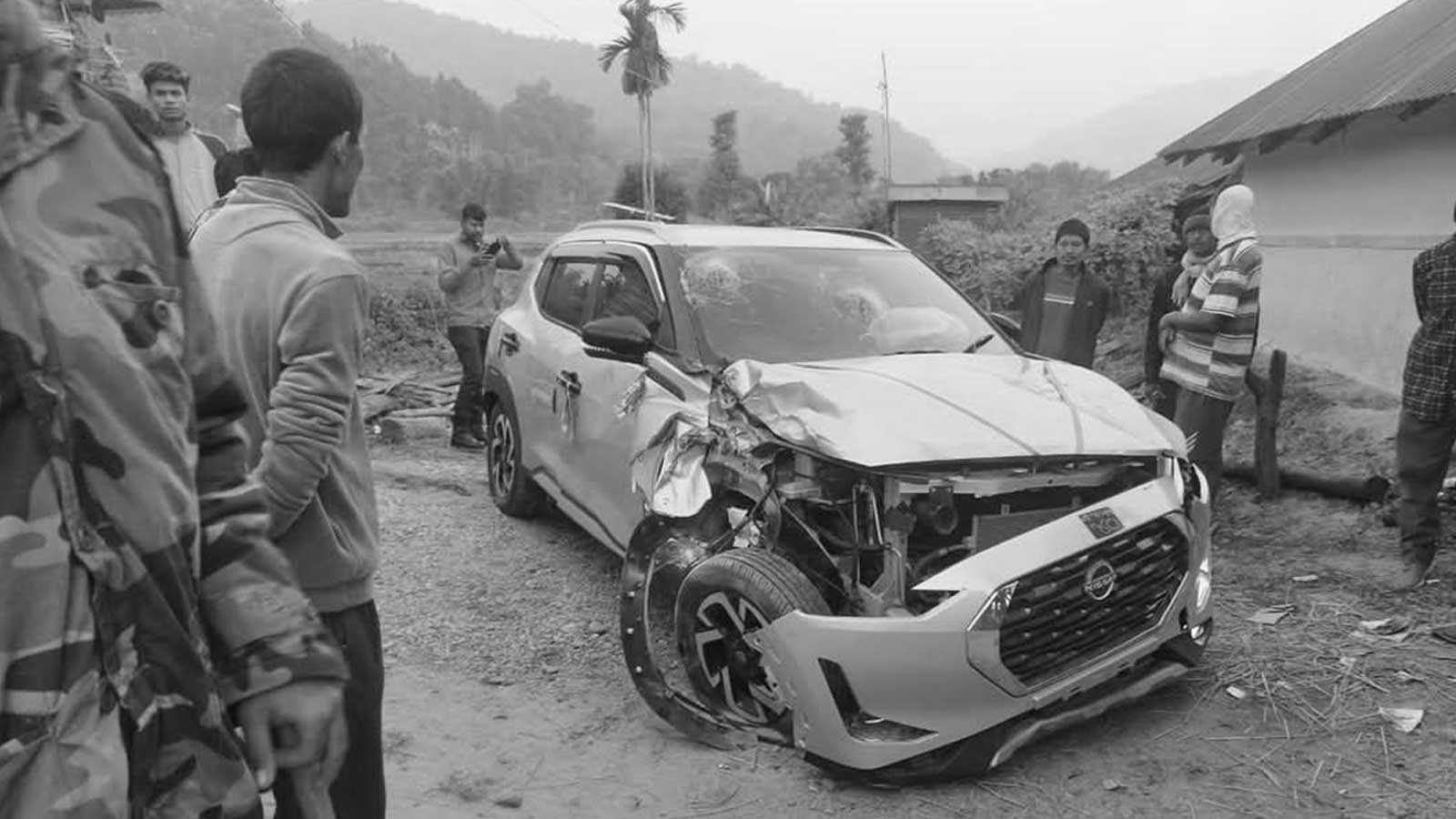 कारले घरको आँगनमै ठक्कर दिँदा एक महिलाको मृत्यु, ३ जना घाईते