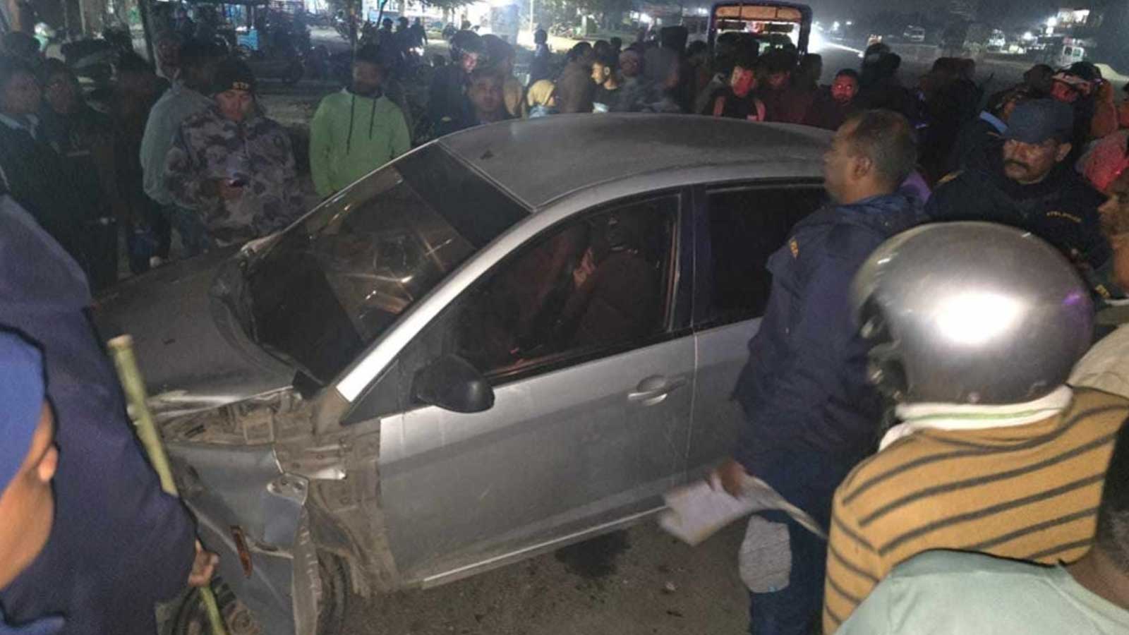 सिरहामा ट्रकसँग ठोक्किएर दुर्घटनामा परेको कारमा डेढ क्विण्टल गाँजा, कार चालक फरार