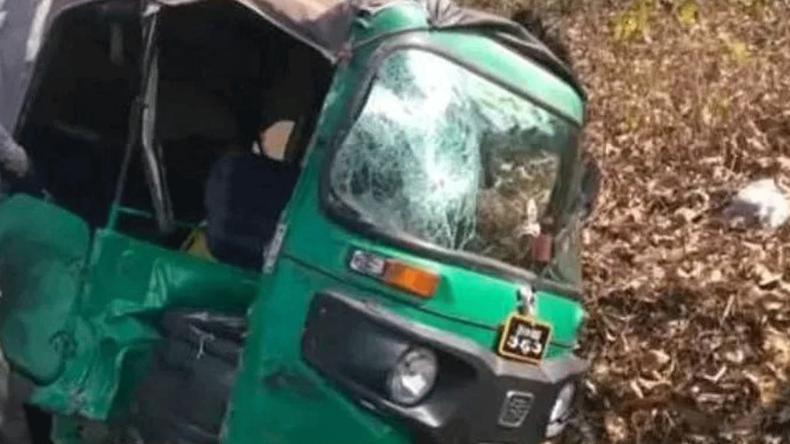 झापामा अटोरिक्सा र जिप ठोक्किएर दुर्घटना हुँदा एक किशोरीको मृत्यु, तीन जना घाइते