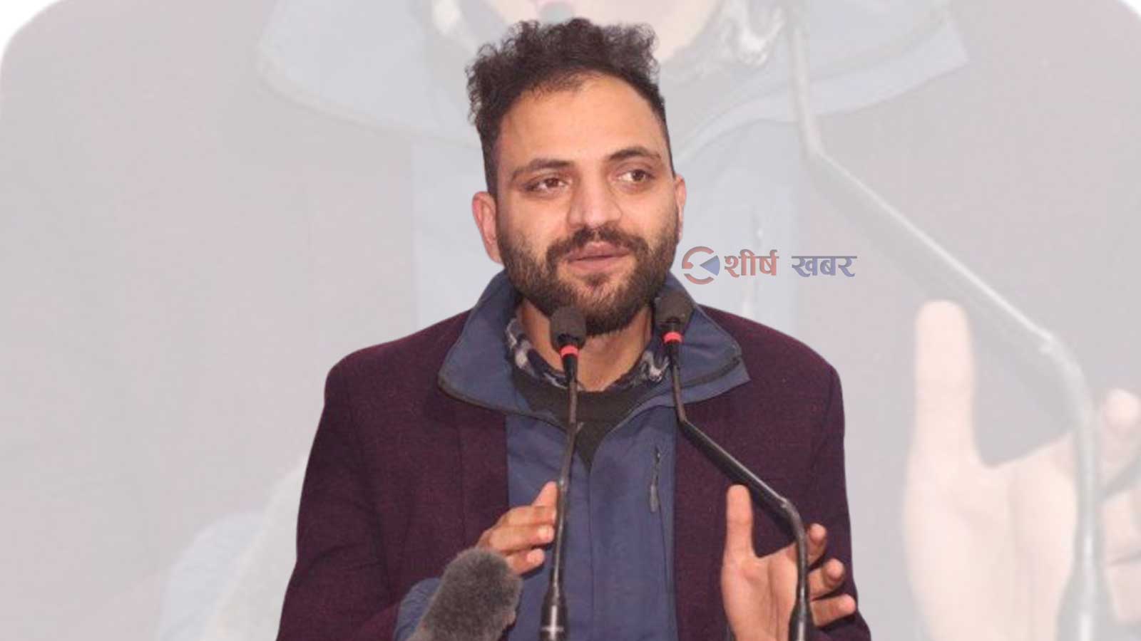 ‘अर्को दशैं ओली र बस्नेतले हेर्न पाउँदैनन्’ भन्ने धम्कीपछि निकोलस भुसाल पक्राउ, गोरखाबाट काठमाडौं ल्याइँदै