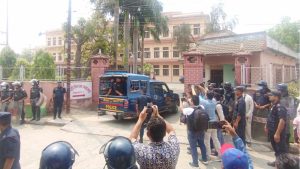 दुई दिन प्रहरी हिरासतमा बसेपछि रवि लामिछाने कारागार चलान