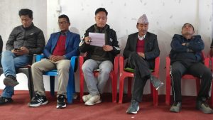 ताप्लेजुङमा एमाले कार्यकर्ताबीच कुर्षी हानाहान, दुई समुहको भिडन्त