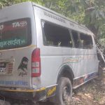 शनिबार नागढुङ्गामा हाईस र हेटौंडामा बस दुर्घटना हुँदा ३० जना घाइते