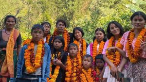 सिन्धुलीबाट सम्पर्कविहीन हायु परिवार पोखरामा फेला, भन्छन्– ‘धामीले त्यहाँ नबस्न भनेपछि ठाउँ छोड्यौं’