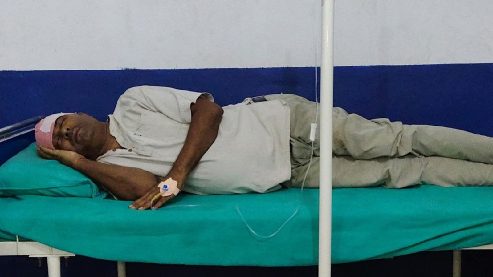 रौतहटमा मेला उदघाटन गर्न पुगेका मेयरले कुटाई खाए, टाउकोमा चोट, १७ टाँका