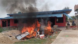 सप्तरीमा एमाले कार्यालयमा आगजनी, फत्तेपुर बजार बन्द