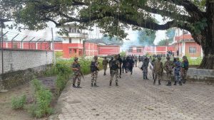 पश्चिम नवलपरासी र काभ्रेपलाञ्चोक कारागारमा कैदीबन्दीको विद्रोह, आगजनीपछि फरार