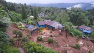 इलाममा बाढी र पहिरोका तुफानी रातः भाग्ने मौका पनि नपाई ३७ जनाले ज्यान गुमाए, पहिरोमा परिवारै स्वाहा