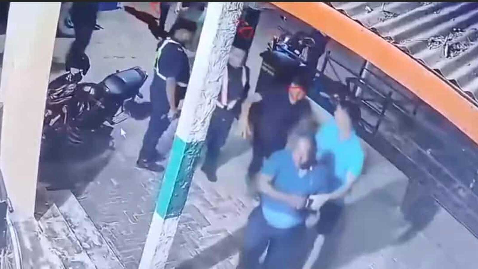 विवाह गरेर भागेको जोडी खोज्दै पुगेको प्रहरीले मध्यरातमा युवकका मामालाई कुटेर टाउको फुटायो