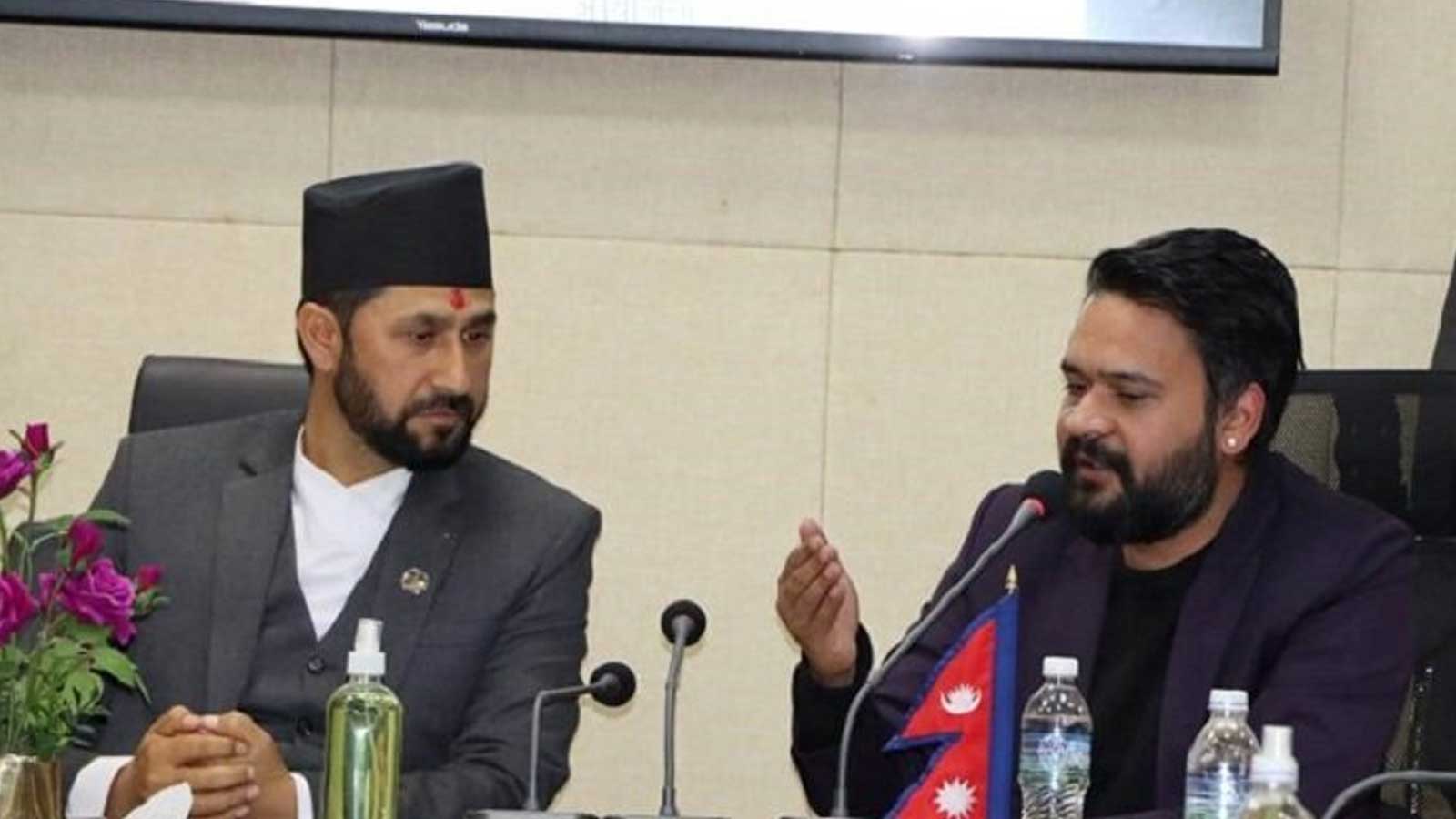रविलाई हटाएर रास्वपामा बालेनको प्रभाव बढाउने चलखेल, ‘विभीषण’ भुमिकामा कार्की समूह