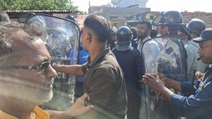 मधेशका कामचलाउ मुख्यमन्त्रीले पार्टी फुटाए, सनाखत गर्न जाँदा जनमत कार्यकर्तासँग झडप