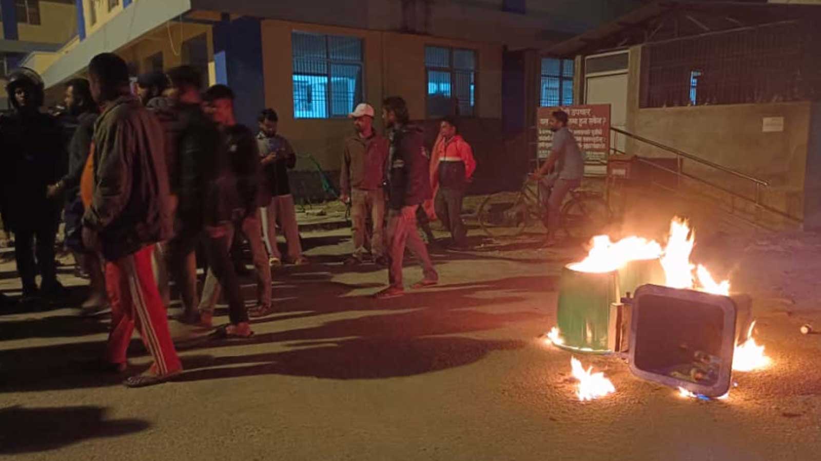 गजेन्द्रनारायण सिंह अस्पतालका निमित्त मेसु डा. दिलीप साहले कुटाई खाए, अस्पताल तनावपूर्ण