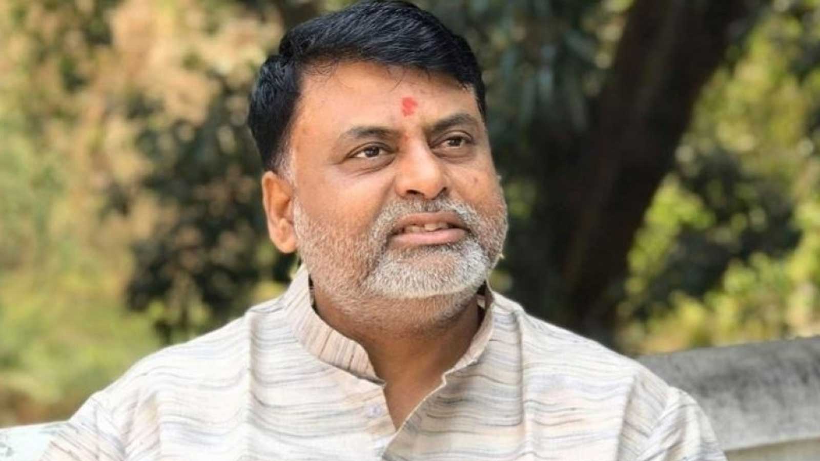 मधेस प्रदेशमा सत्ता संकटः मुख्यमन्त्री जितेन्द्र सोनलको राजीनामा, सरकार २५ दिनमै ढल्यो