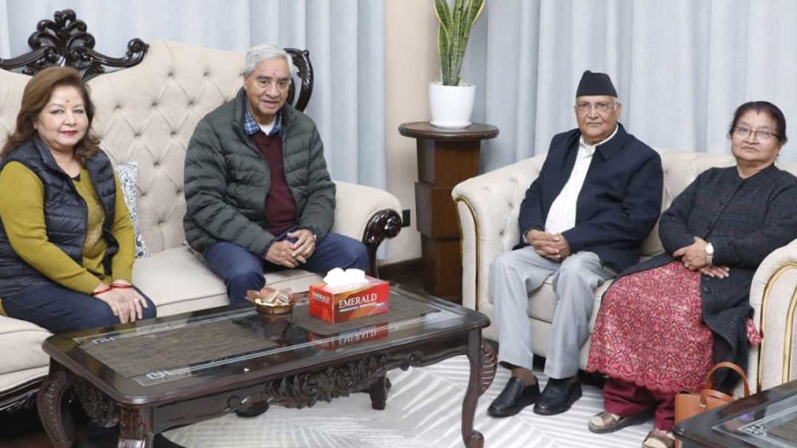 जेनजीद्वारा ‘कुटिएका र भगाइएका’ पूर्वप्रधानमन्त्री जोडीको पहिलो अर्थपूर्ण भेटः देउवा भेट्न आफैं पुगे ओली