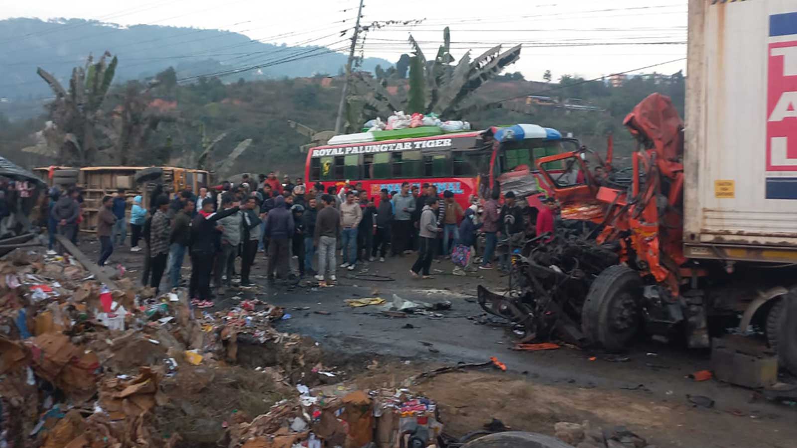 भारतीय डिब्बा गाडीको ‘ब्रेक फेल’ हुँदा भएको थियो धुनिवेशीको चालिसेमा भयानक दुर्घटनाः सात सवारी चकनाचुर, दुईको मृत्यु
