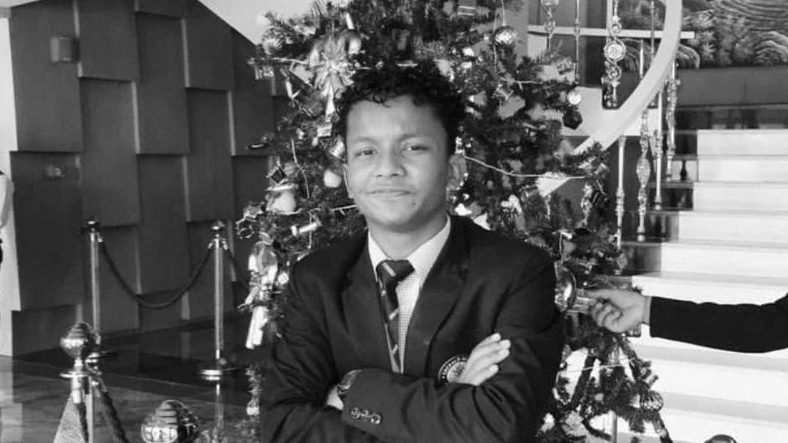 आमाको स्वास्थ्यका लागि पूजा गरेर फर्किएका सविन गोवाको आगलागीमा अस्ताए, भद्रपुरमा शोक