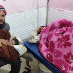 बिहे, सुहागरात र सुत्केरी सबै एकै रातः छोरी जन्मिएको खुसीमा मिठाई बाँडे बेहुलाले