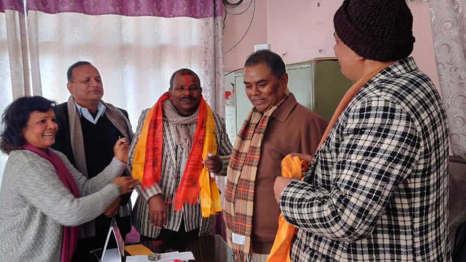 प्रचण्डको पार्टीलाई सप्तरीमा ठूलो धक्काः पूर्वमन्त्री उमेश यादवको विद्रोह, सीके राउतलाई तनाव