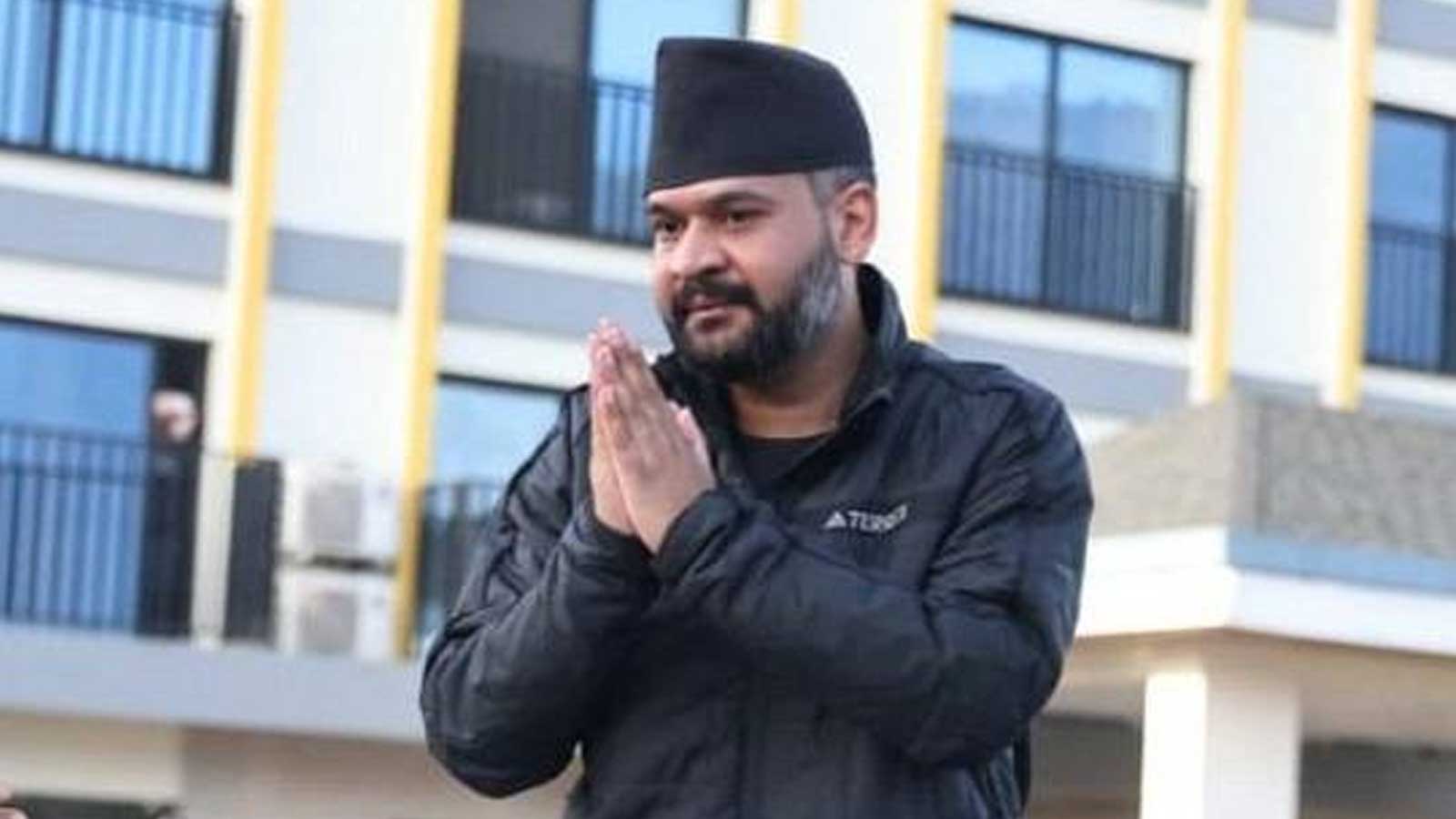 पार्टीसँगको सम्बन्ध लुकाउने रणनीति कि राजनीतिक द्वैध चरित्र? सार्वजनिक जवाफदेहिताबाट किन भाग्दैछन बालेन्द्र साह?