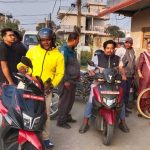 लालबन्दीमा दिनदहाडै लघुवित्तमा छुरा आतङ्कः कर्मचारीलाई कोठामा थुनेर लुटपाट