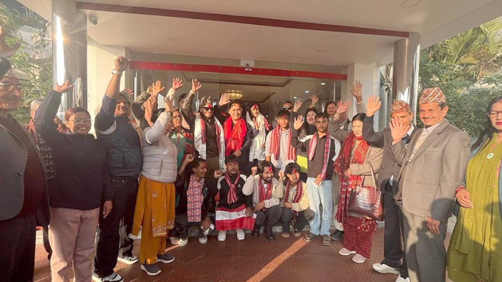 रास्वपाका संस्थापक प्रदेश महामन्त्री र जिल्ला सभापति नै कांग्रेसमा प्रवेश, नयाँ दलको संगठनमै दरार