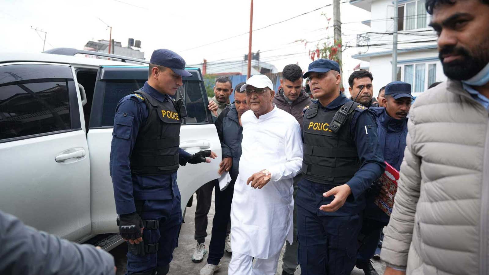 १९ जनाको ज्यान गएको जेनजी आन्दोलन प्रकरणः पूर्वप्रधानमन्त्री ओली र पूर्वगृहमन्त्री लेखक पक्राउ, ‘न्याय कि प्रतिशोध?’