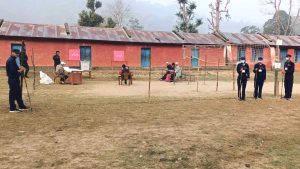 मोरङमा मतदान केन्द्रमा ‘माछा र बियर’ माग्दै हंगामा गर्ने सहायक निर्वाचन अधिकृत पक्राउ