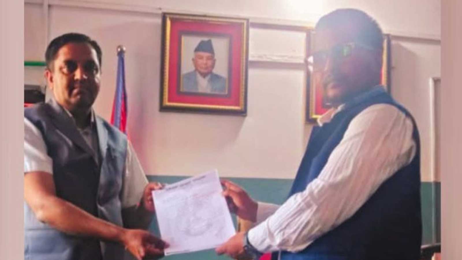 धनुषामा लेखापाल र सिरहामा कार्यालय सहयोगीमाथि मेयरको कुटपिट