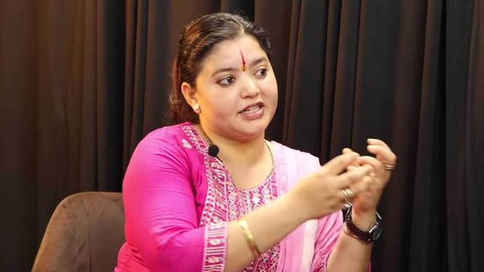 ‘लालीबजार’ विवाद चर्किँदैः वादी समुदायको आवाज अदालतमा, डा. रोशनी नेपाली पक्राउ