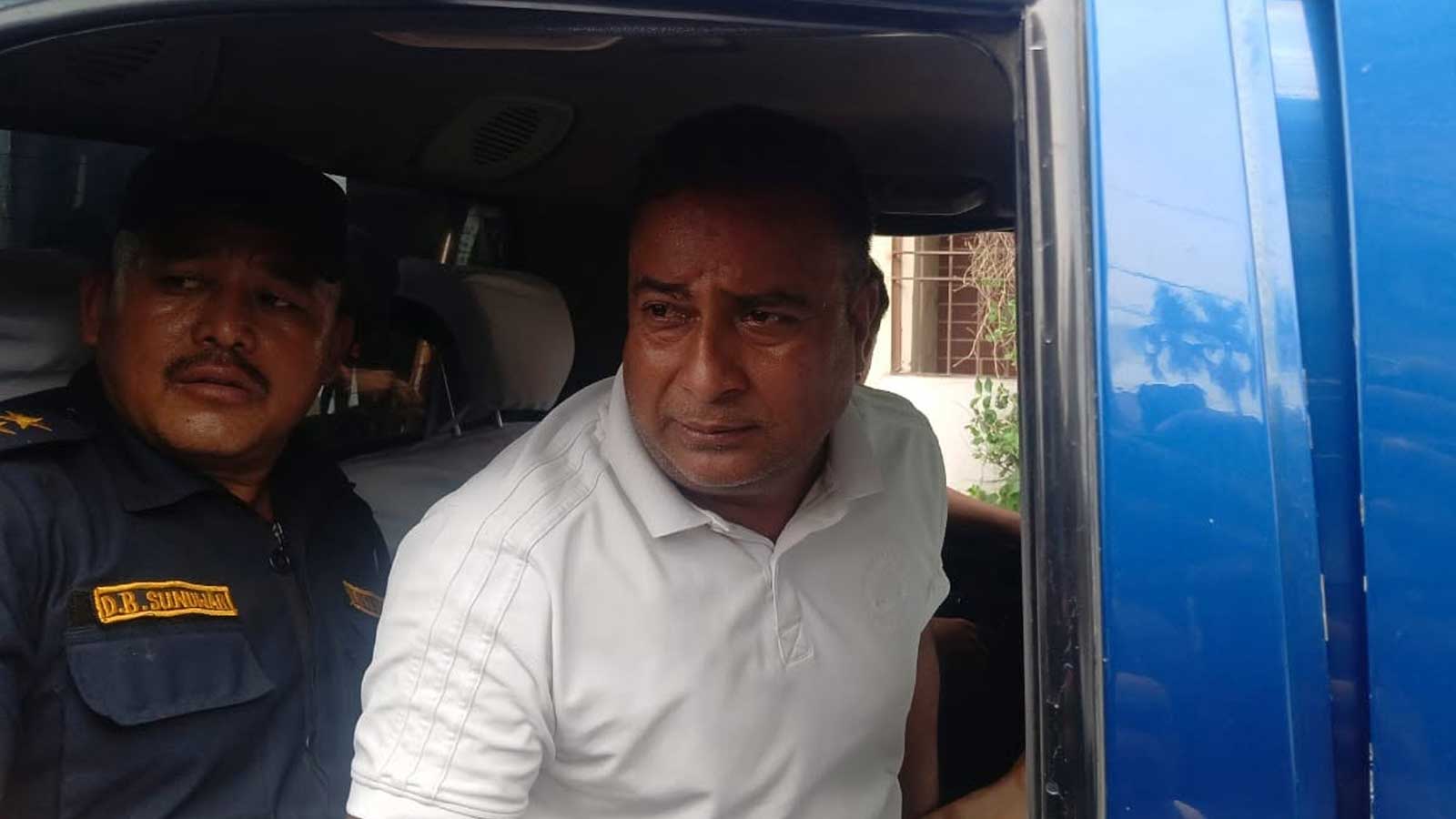 विराटनगरबाट कांग्रेस नेता अभिषेक गिरी पक्राउ, कारागारका कैदीबन्दीको रकम असुलेको आरोपमा अनुसन्धान