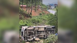 उदयपुरमा स्कुल बस दुर्घटना हुँदा एक कर्मचारीको मृत्यु, ३० घाइते, दुईको अवस्था गम्भीर