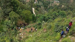 बिपी राजमार्ग अन्तर्गत काभ्रेको बुच्चाकोटमा यात्रुबस दुर्घटनाः ७ जनाको मृत्यु