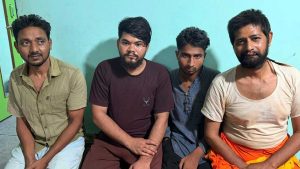 मसानघाटमा ‘साधु साधना’ को नाटकः चितास्थलमा निर्वस्त्र अश्लील हर्कत गर्ने चार जना पक्राउ, अरु दुई को हुन ?