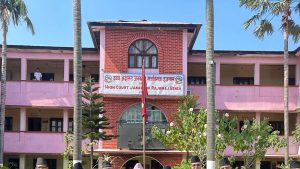 राजविराजका निजी विद्यालयको शुल्कवृद्धिमा अदालतको ब्रेकः निर्णय यथास्थितिमा राख्न अल्पकालीन अन्तरिम आदेश