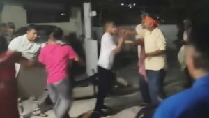 बर्दिवासमा एक महिलाको रहस्यमय मृत्युः माईती पक्षले तोडफोड र आगजनी गरेपछि प्रहरीसँग झडप