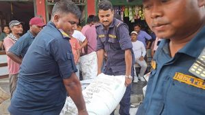 किसानको अनुदानको मल किराना पसलमा ! १३ बोरा युरिया बेच्दै गर्दा रंगेहात पक्राउ