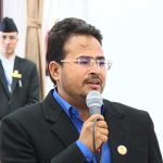 एउटा पुरानो तस्बिरको विवादले रास्वपा–राप्रपा भिडन्तः ज्ञानेन्द्र शाहीले जापानबाटै ‘आगो ओकले’– ‘रिसमा वेद पढिँदैन’