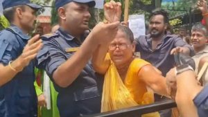 ९ बुँदे सहमतिको मसी सुक्न नपाउँदै मिटरब्याज पीडितले अदालतअगाडि नै शरीरमा पेट्रोल खन्याउनु पर्ने अवस्था किन ?