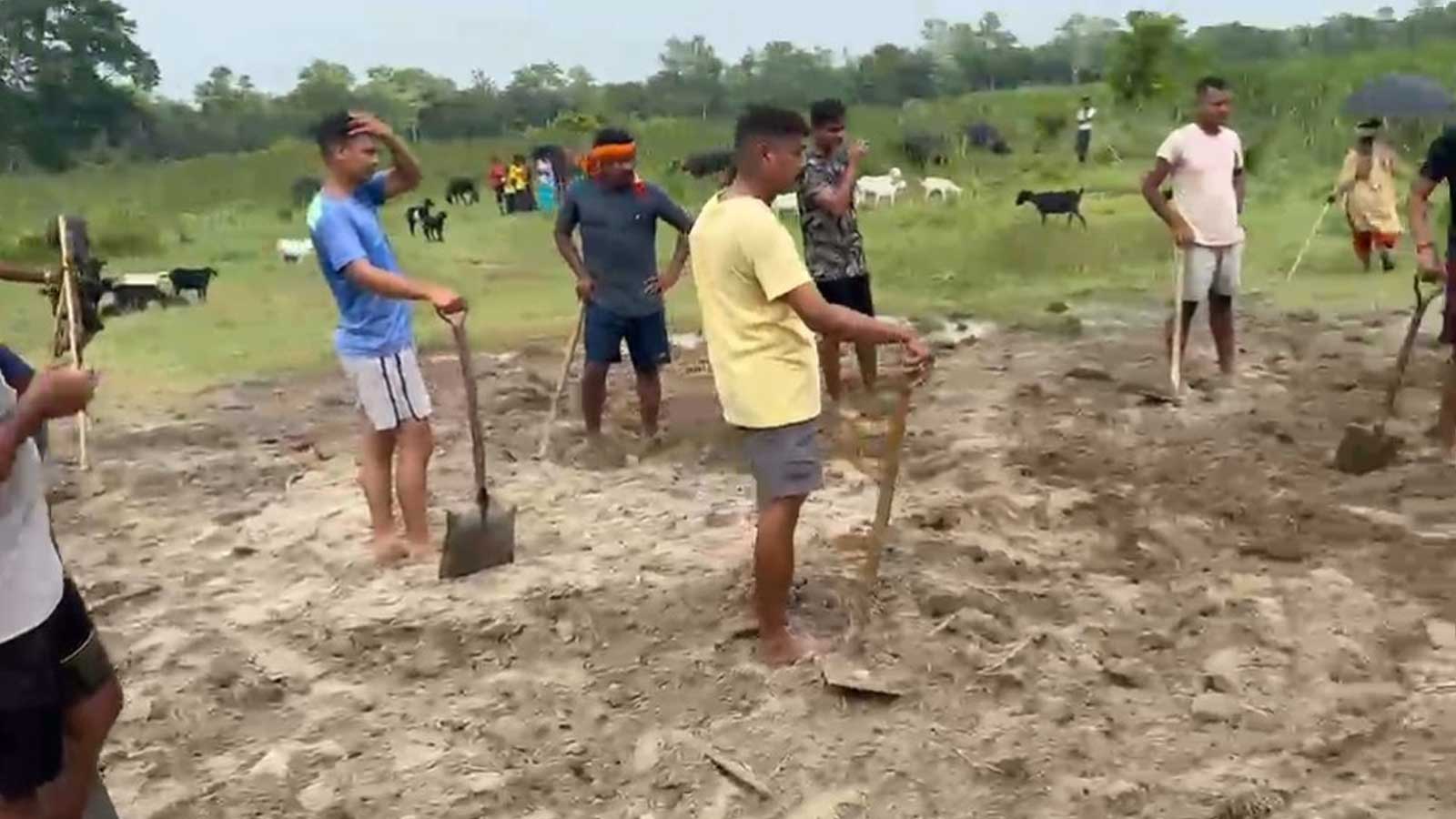 सुस्तामा फेरि सीमा तनावः भारतीय एसएसबी नेपाली भूमिमा प्रवेश गरी निर्माणाधीन बाँध भत्कायो