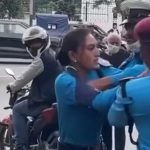 आकाशे पुलबाट बाटो काट्न आग्रह गर्दा ट्राफिक प्रहरीमाथि हातपात, बानेश्वरबाट २७ वर्षीय युवक पक्राउ